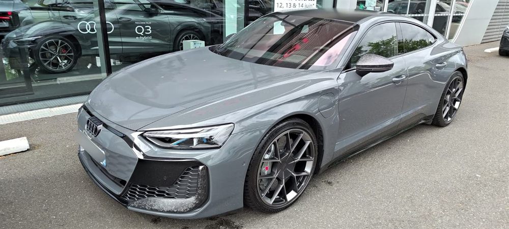 Audi premium convoyée par Joss Convoyage